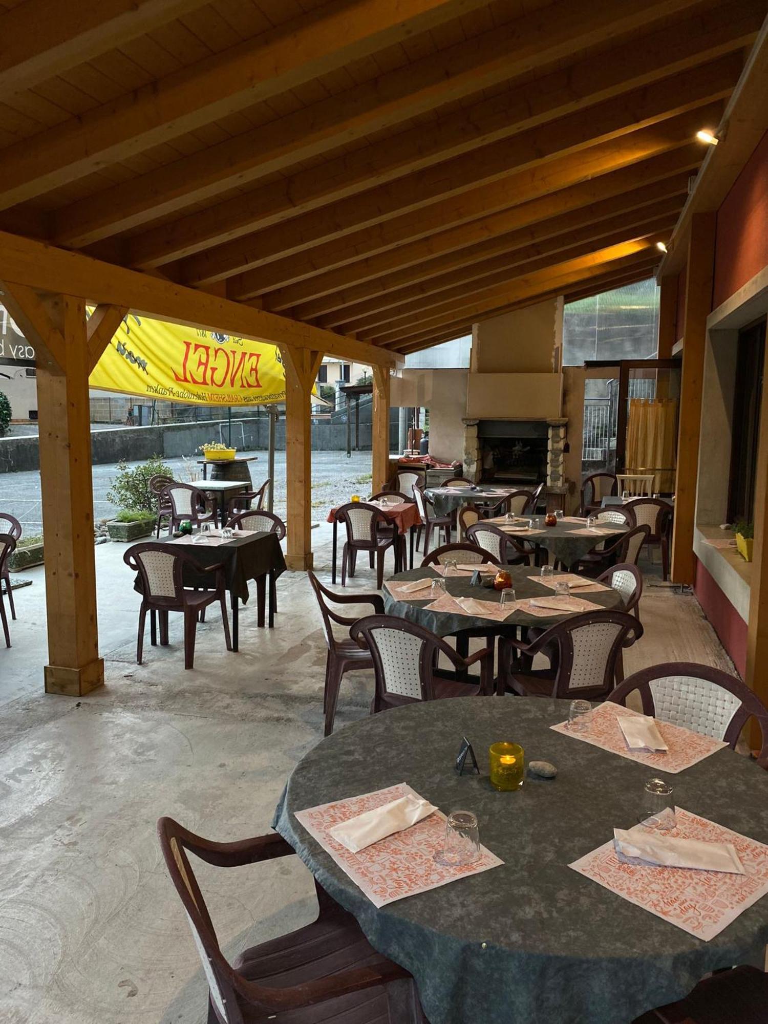 Albergo Alla Posta Anduins Bagian luar foto