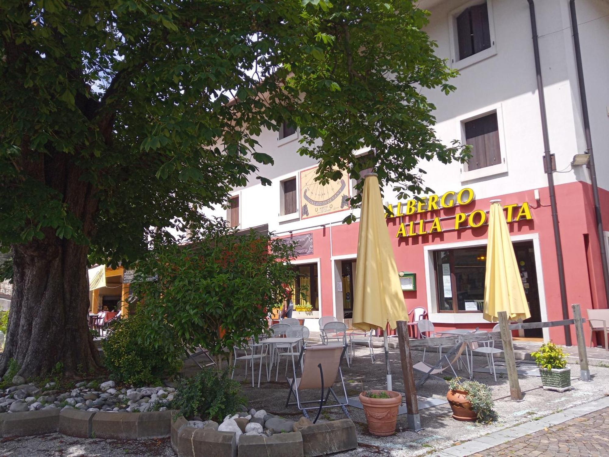 Albergo Alla Posta Anduins Bagian luar foto
